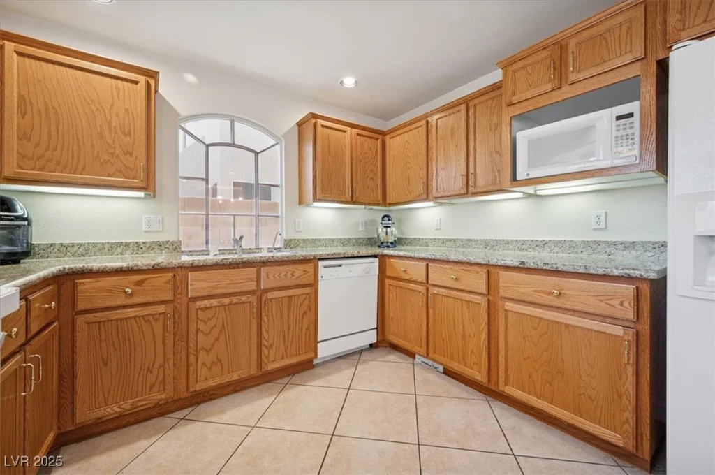 10948 Carberry Hill, Las Vegas, NV 89141