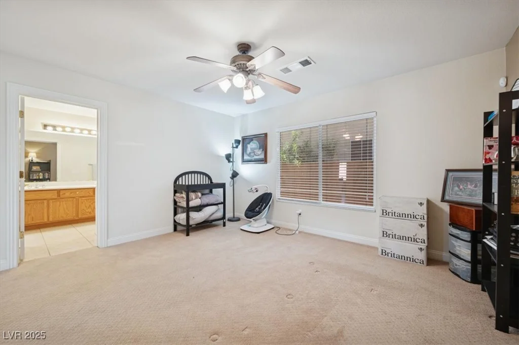 10948 Carberry Hill, Las Vegas, NV 89141