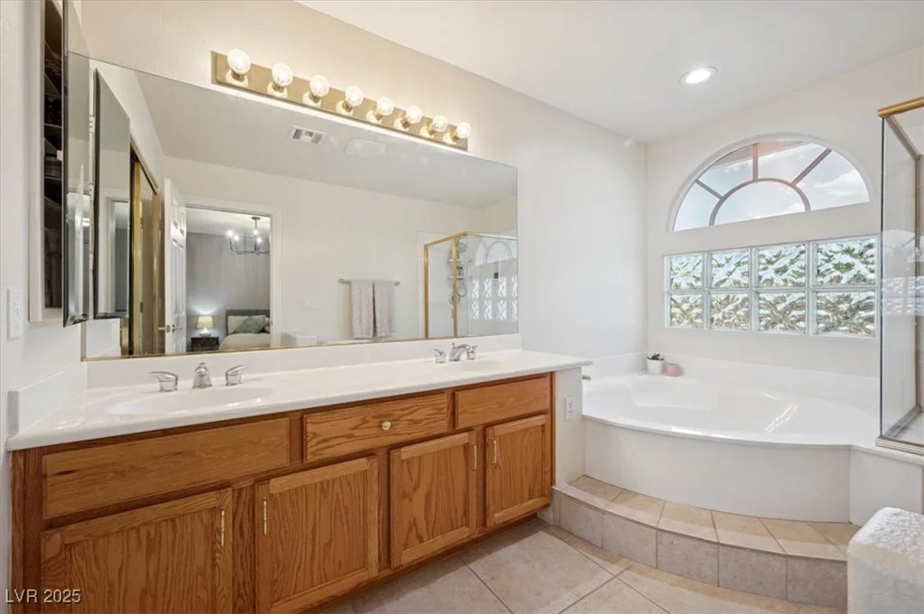 10948 Carberry Hill, Las Vegas, NV 89141