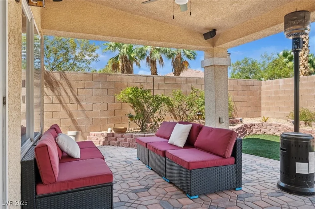 10948 Carberry Hill, Las Vegas, NV 89141