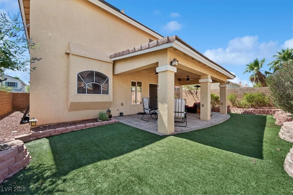10948 Carberry Hill, Las Vegas, NV 89141