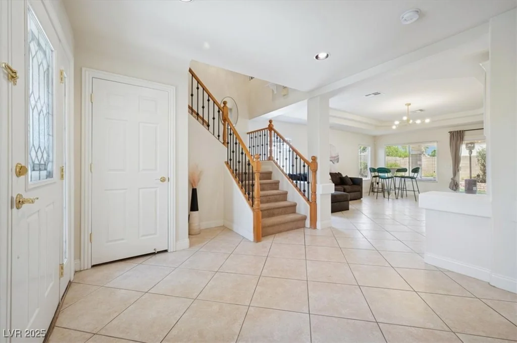 10948 Carberry Hill, Las Vegas, NV 89141