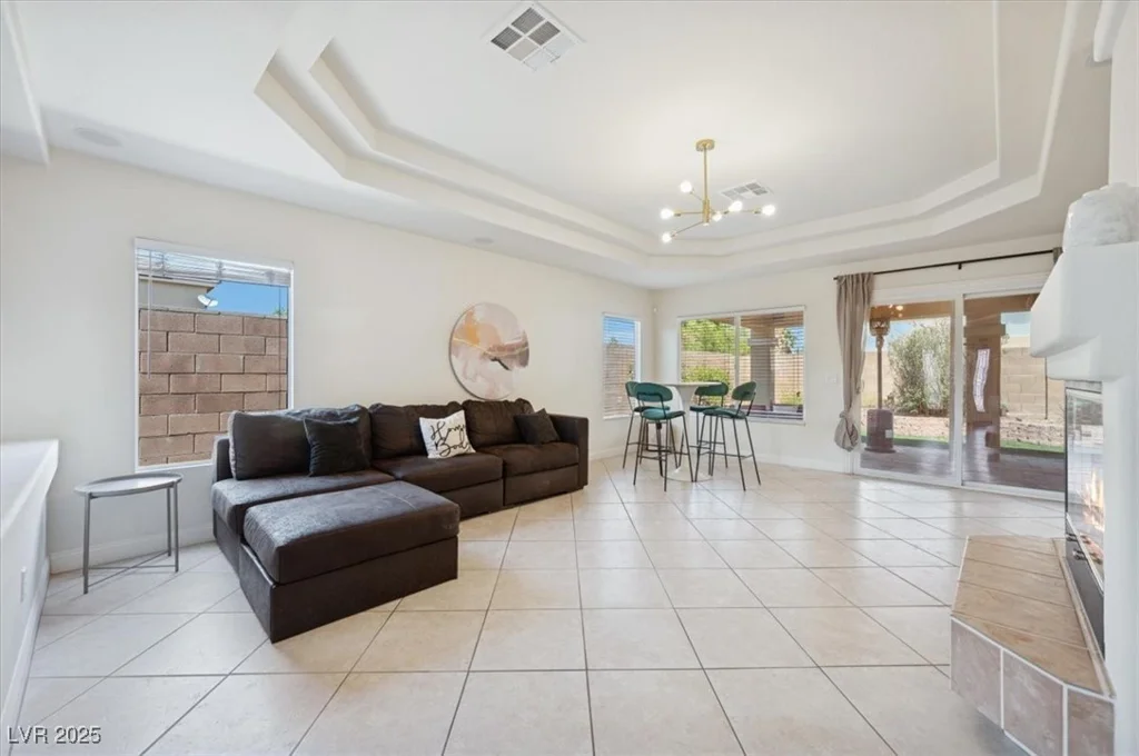 10948 Carberry Hill, Las Vegas, NV 89141