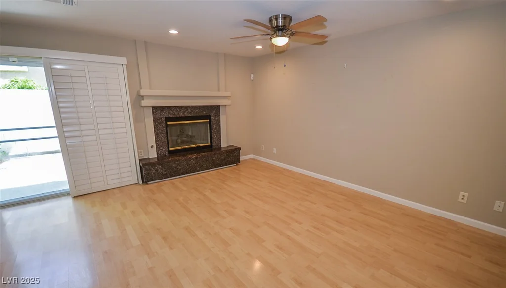 9408 Amber Valley, Las Vegas, NV 89134
