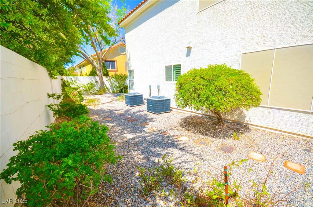 9408 Amber Valley, Las Vegas, NV 89134