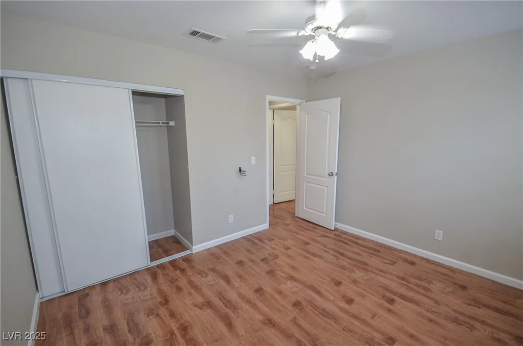 9408 Amber Valley, Las Vegas, NV 89134