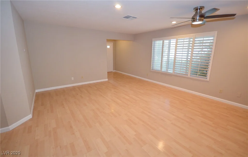 9408 Amber Valley, Las Vegas, NV 89134