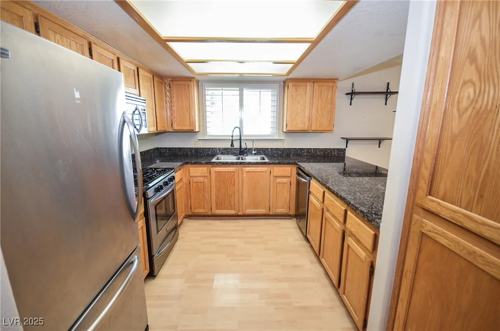 9408 Amber Valley, Las Vegas, NV 89134