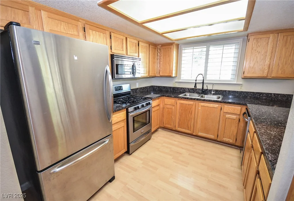 9408 Amber Valley, Las Vegas, NV 89134
