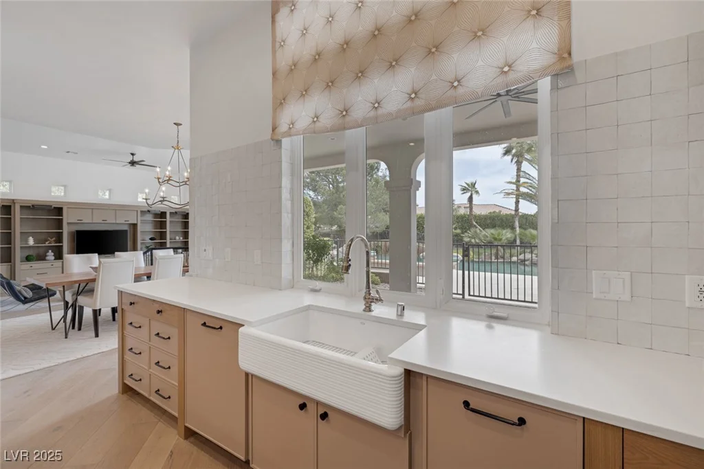 8130 Cassian, Las Vegas, NV 89129