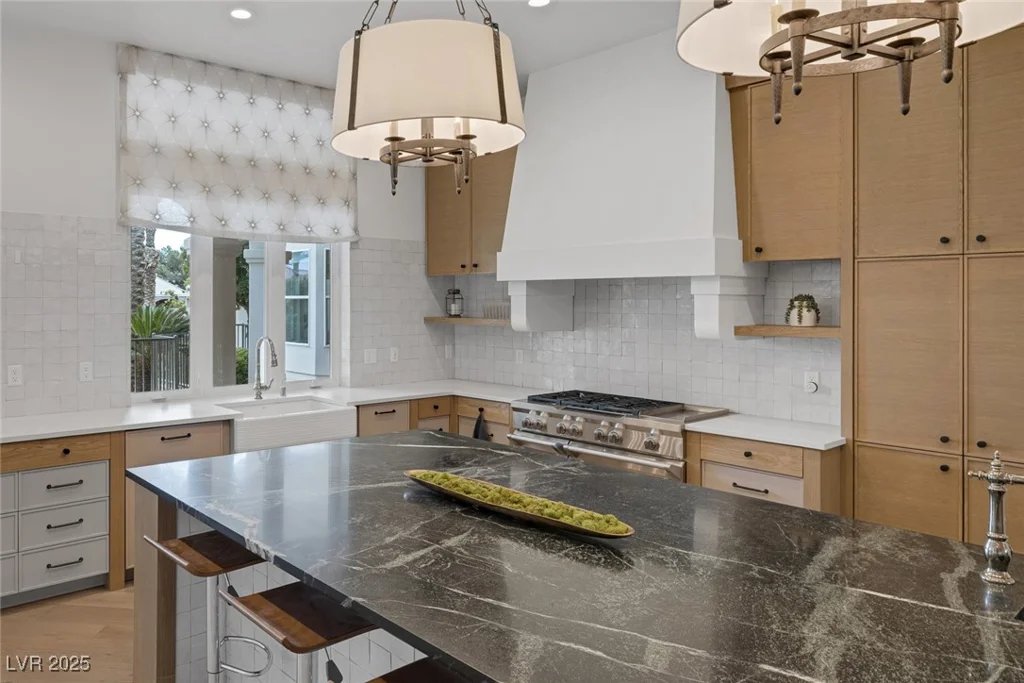 8130 Cassian, Las Vegas, NV 89129
