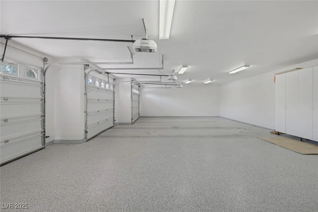 8130 Cassian, Las Vegas, NV 89129