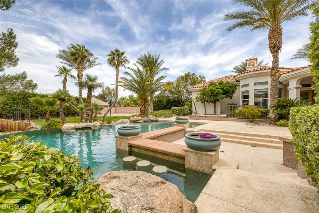 8130 Cassian, Las Vegas, NV 89129