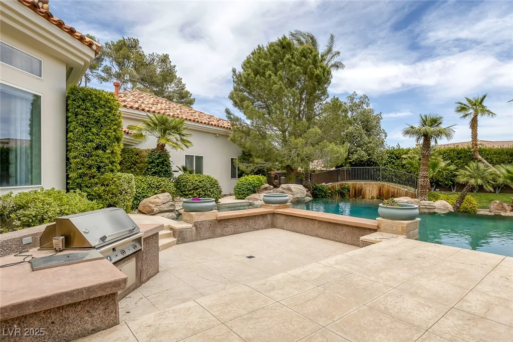 8130 Cassian, Las Vegas, NV 89129