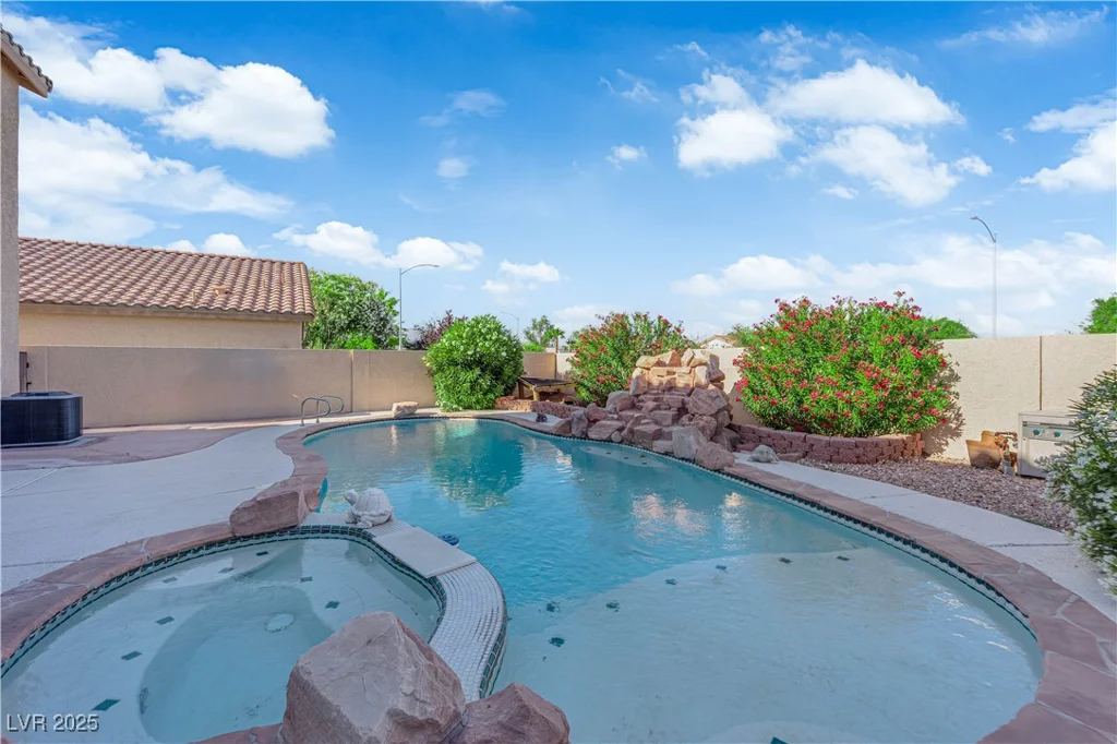 5530 Black Sea, North Las Vegas, NV 89031