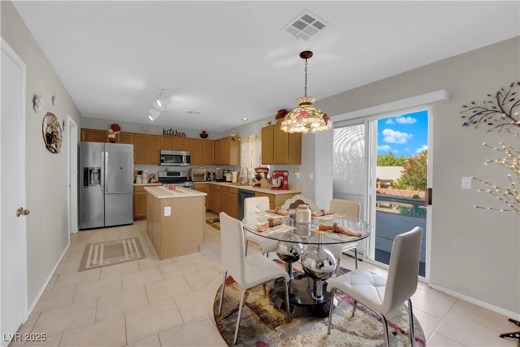 5530 Black Sea, North Las Vegas, NV 89031