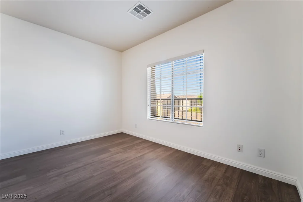 10458 Gabaldon, Las Vegas, NV 89141