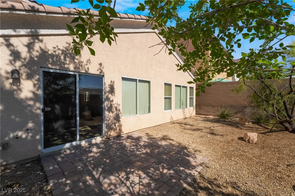 10458 Gabaldon, Las Vegas, NV 89141