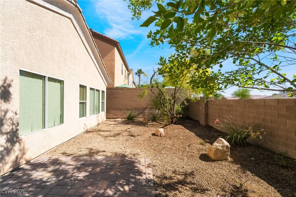 10458 Gabaldon, Las Vegas, NV 89141