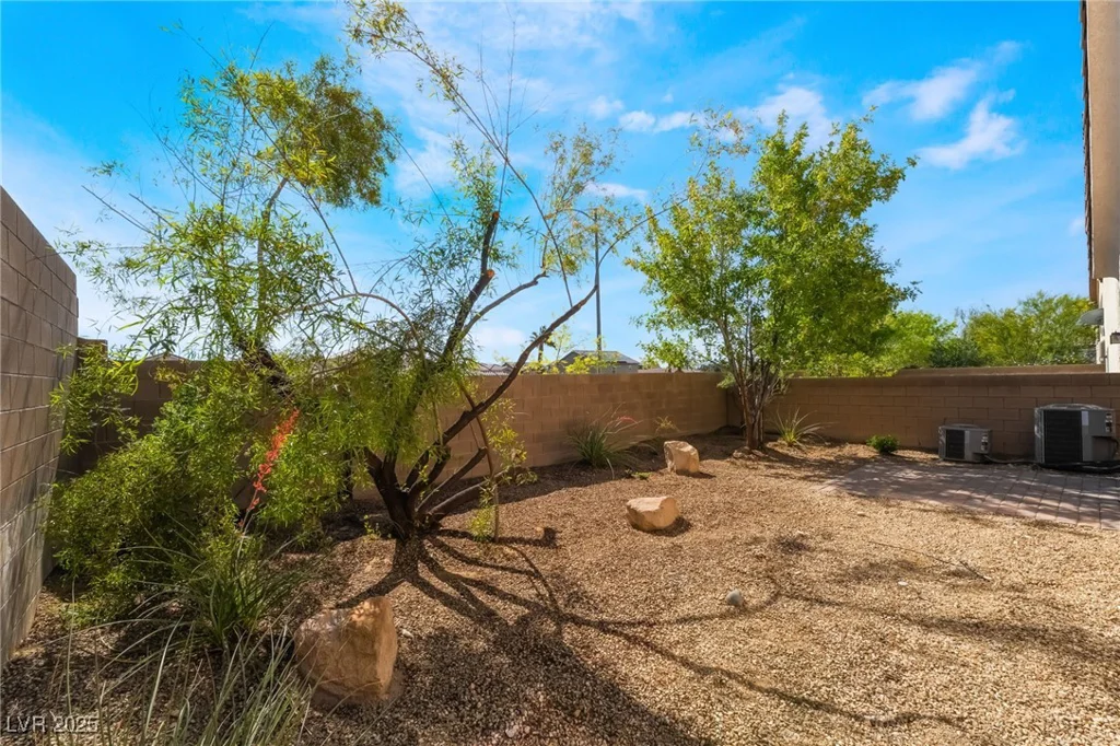 10458 Gabaldon, Las Vegas, NV 89141