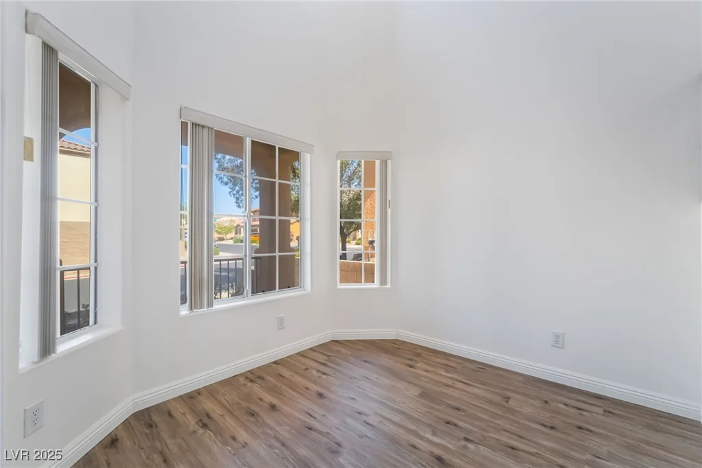 10458 Gabaldon, Las Vegas, NV 89141