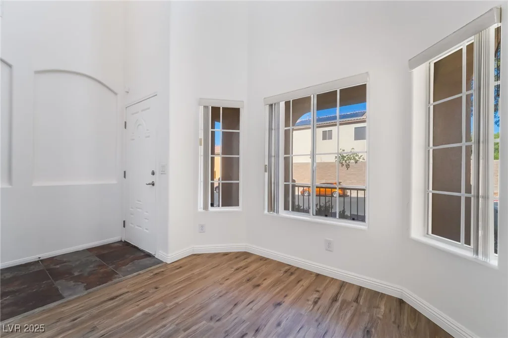 10458 Gabaldon, Las Vegas, NV 89141