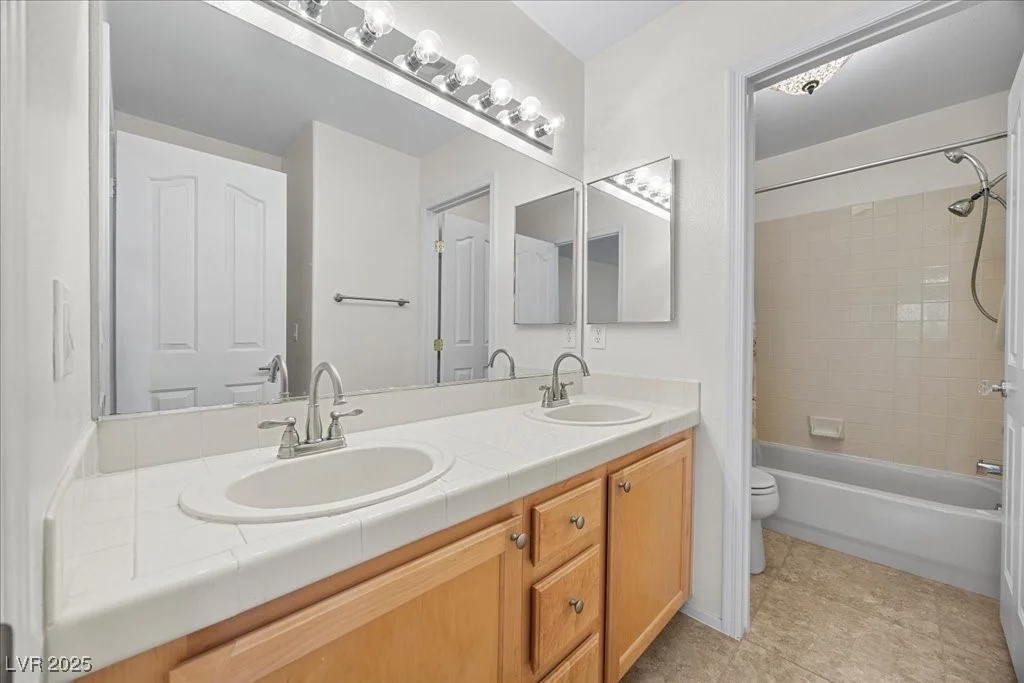 2329 Sunrise Meadows, Las Vegas, NV 89134