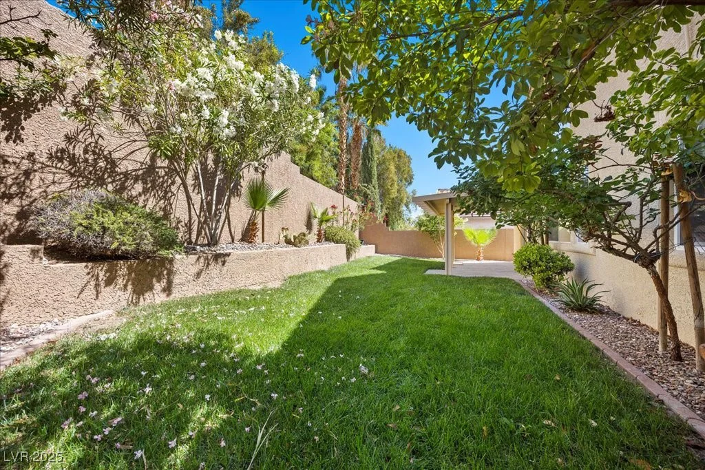 2329 Sunrise Meadows, Las Vegas, NV 89134