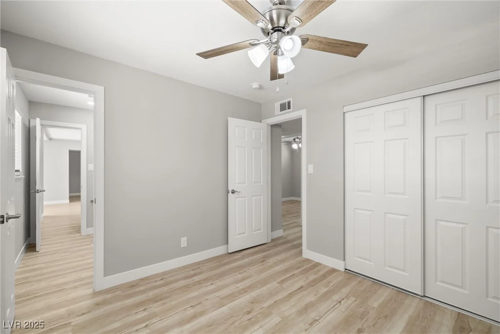 5817 Glen Eagles, Las Vegas, NV 89108