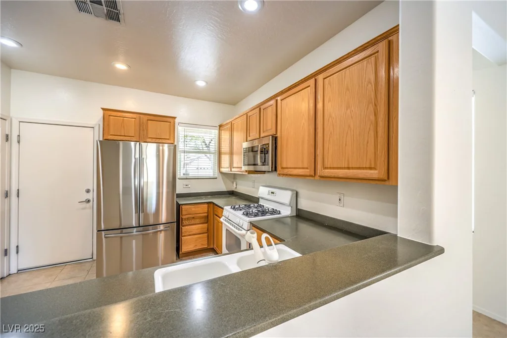 2550 Evening Twilight, Henderson, NV 89044