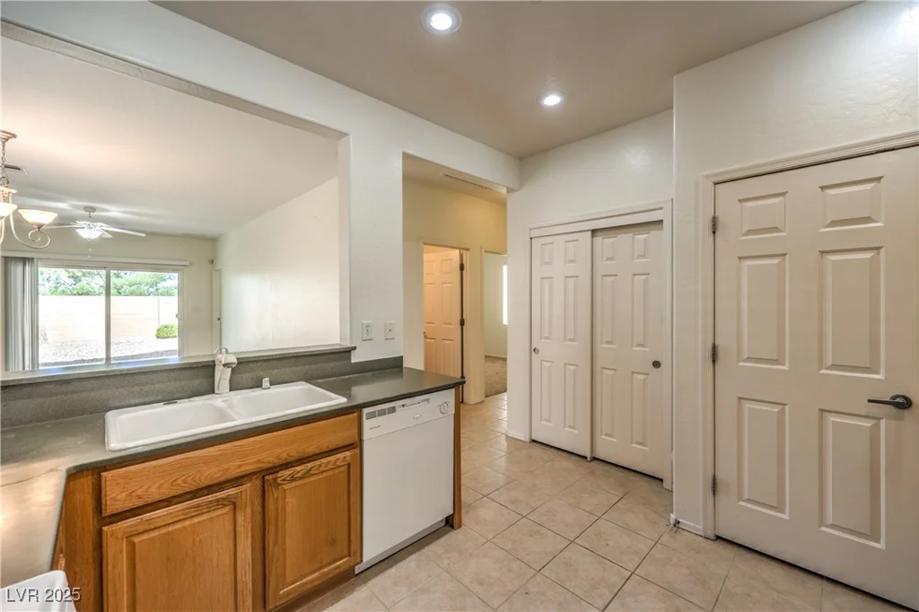 2550 Evening Twilight, Henderson, NV 89044