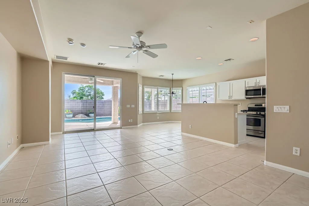 2668 Ivoryhill, Las Vegas, NV 89135