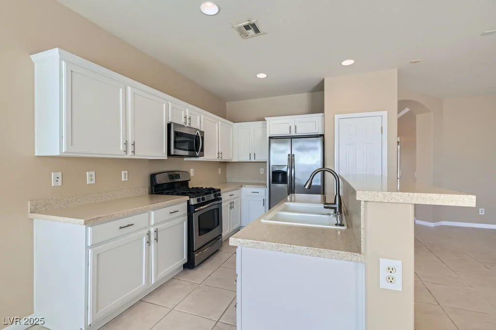 2668 Ivoryhill, Las Vegas, NV 89135