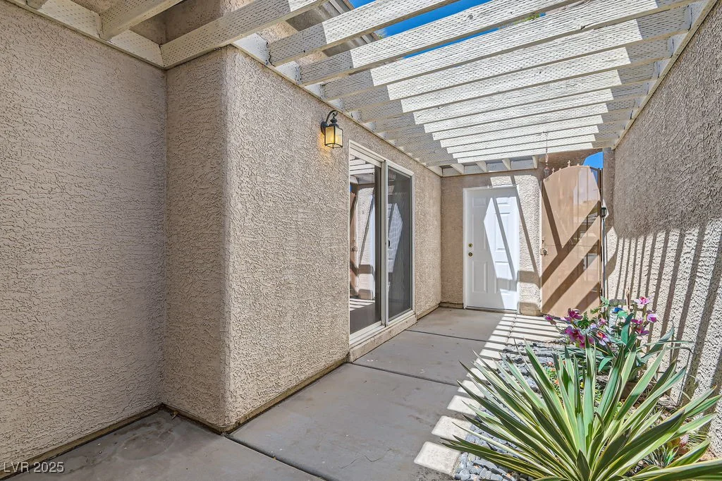 2668 Ivoryhill, Las Vegas, NV 89135