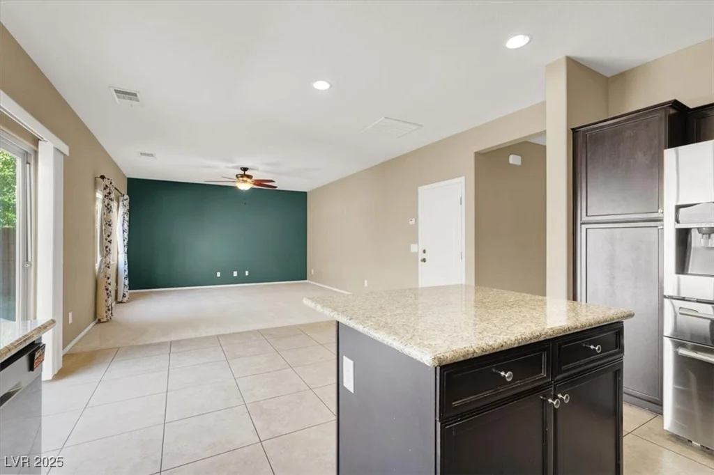 7931 Mineral Peak, Las Vegas, NV 89166