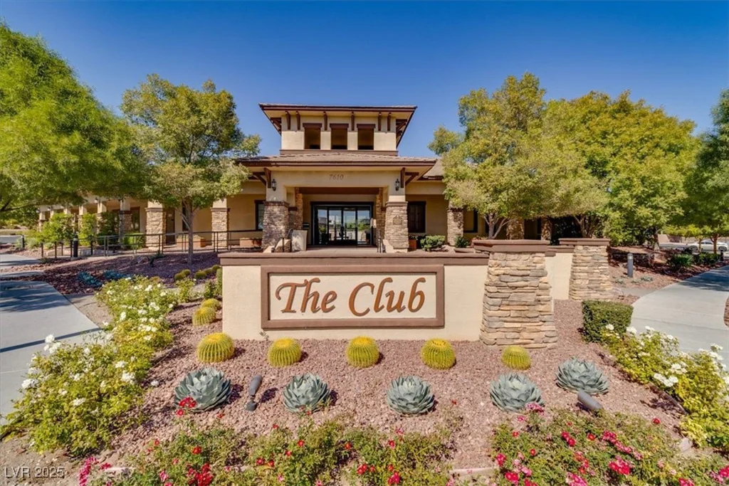 7931 Mineral Peak, Las Vegas, NV 89166