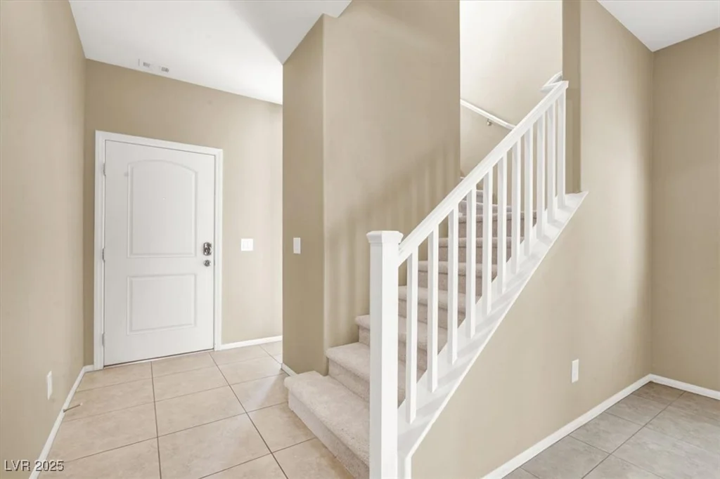 7931 Mineral Peak, Las Vegas, NV 89166