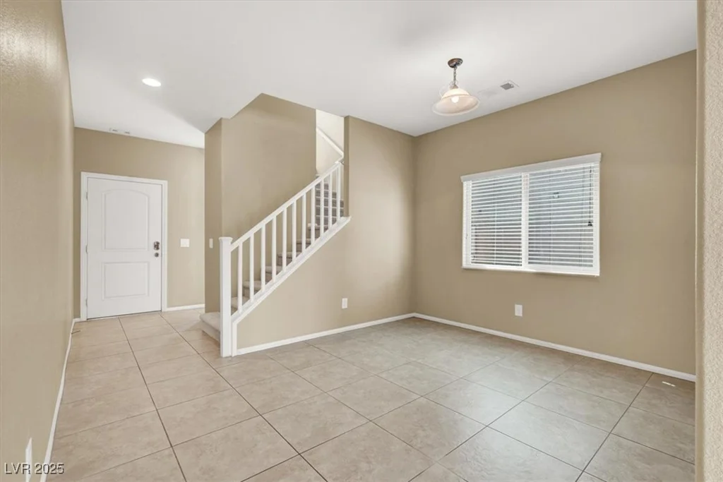 7931 Mineral Peak, Las Vegas, NV 89166
