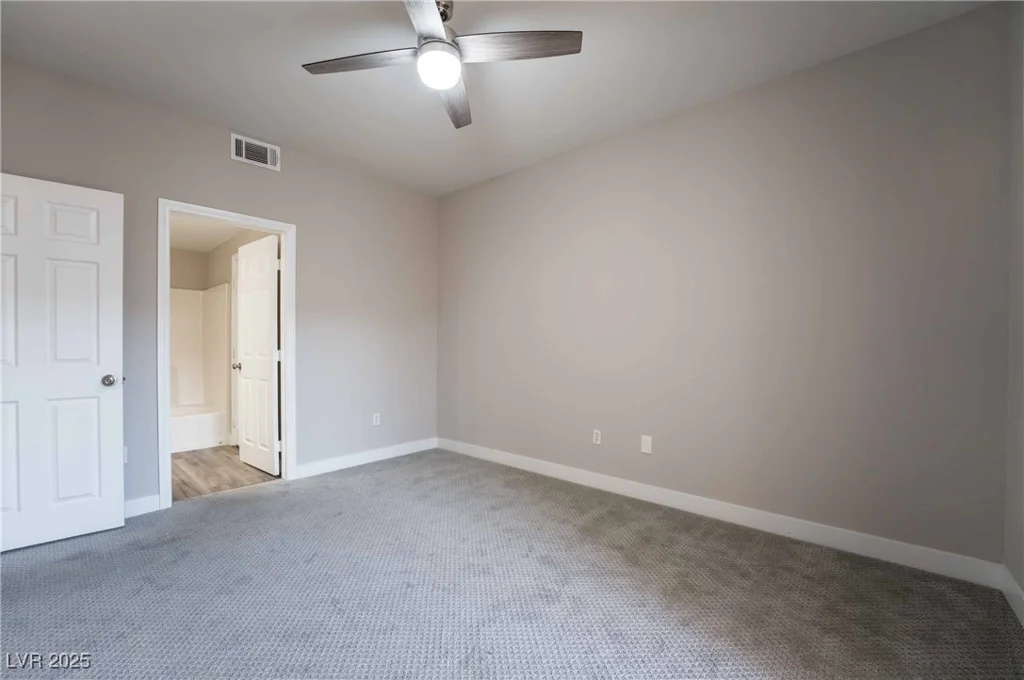 5855 Valley, North Las Vegas, NV 89031