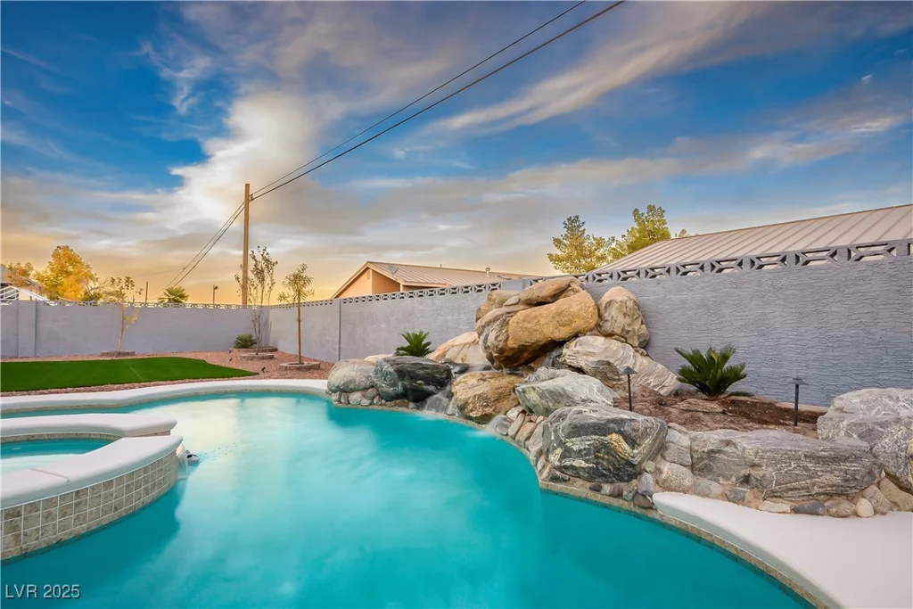 3531 Arby, Las Vegas, NV 89118