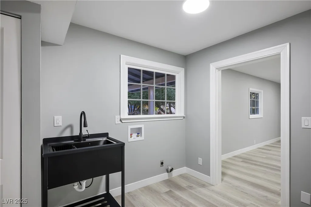 3531 Arby, Las Vegas, NV 89118