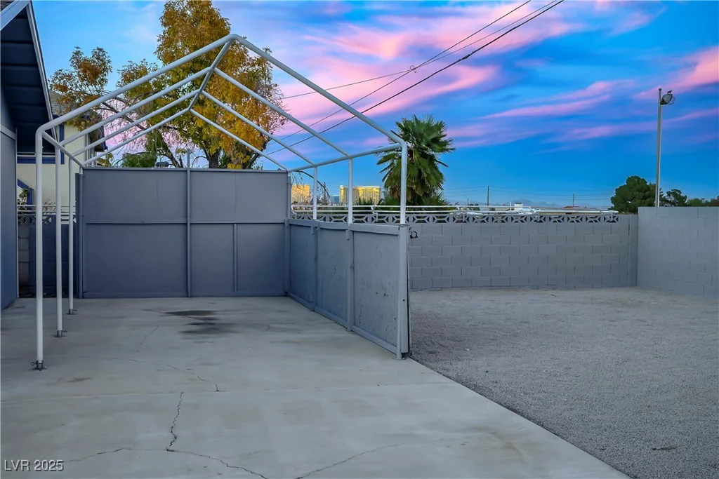 3531 Arby, Las Vegas, NV 89118