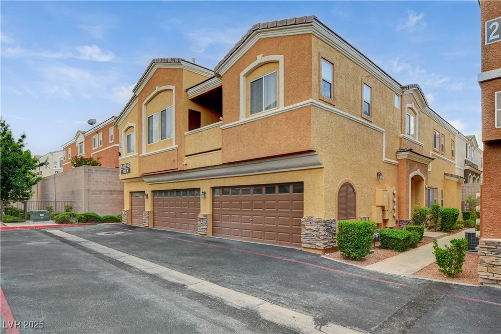 9303 Gilcrease, Las Vegas, NV 89149