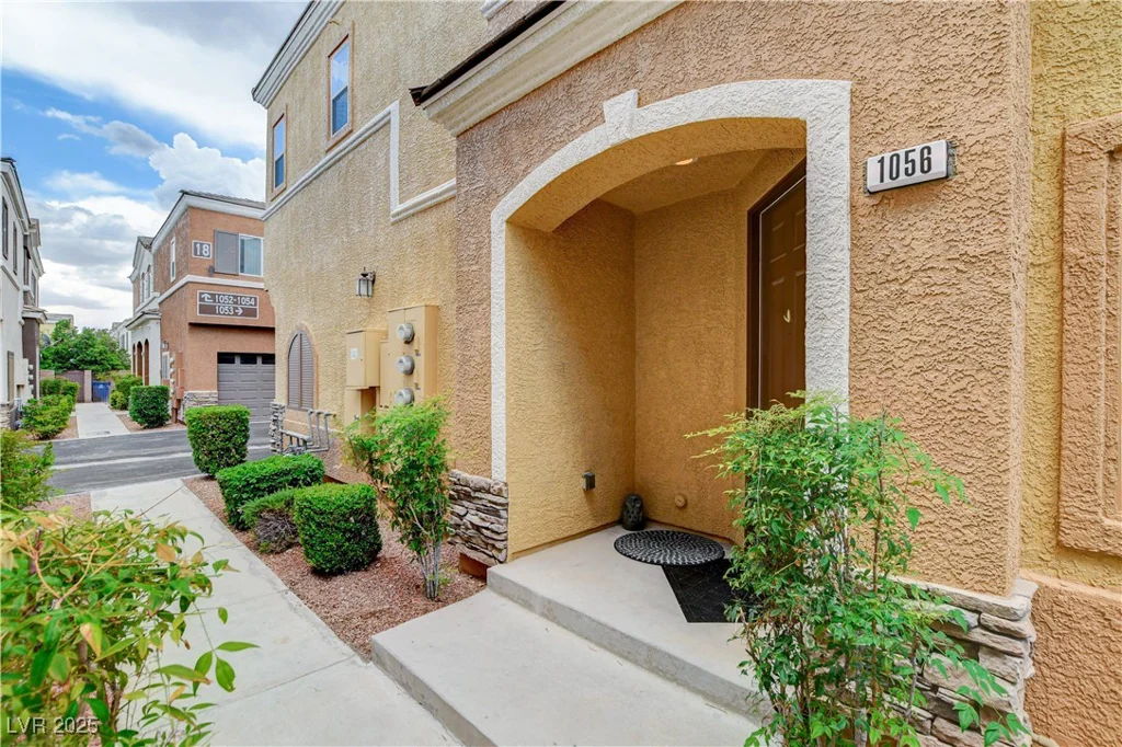 9303 Gilcrease, Las Vegas, NV 89149