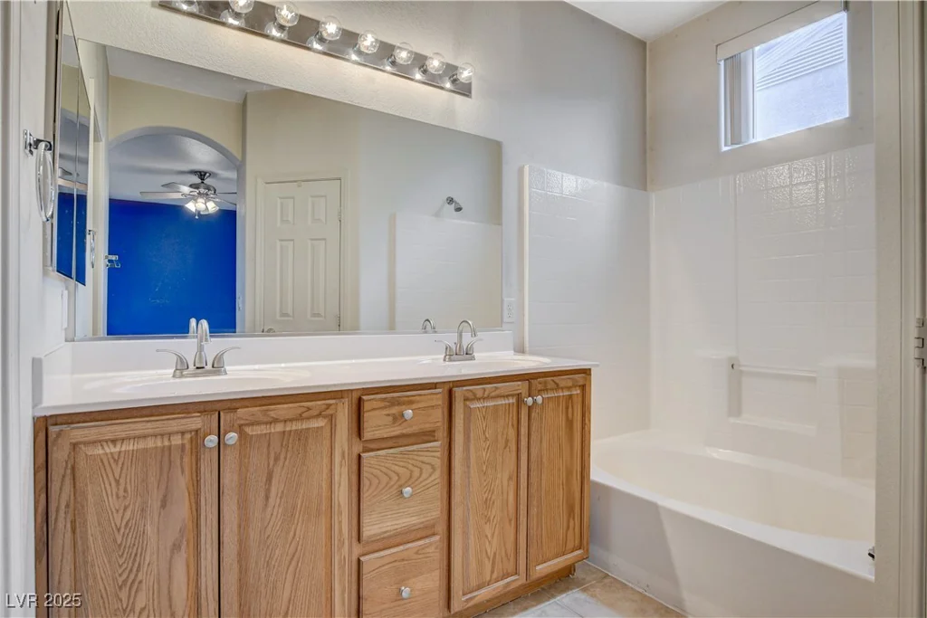 9303 Gilcrease, Las Vegas, NV 89149