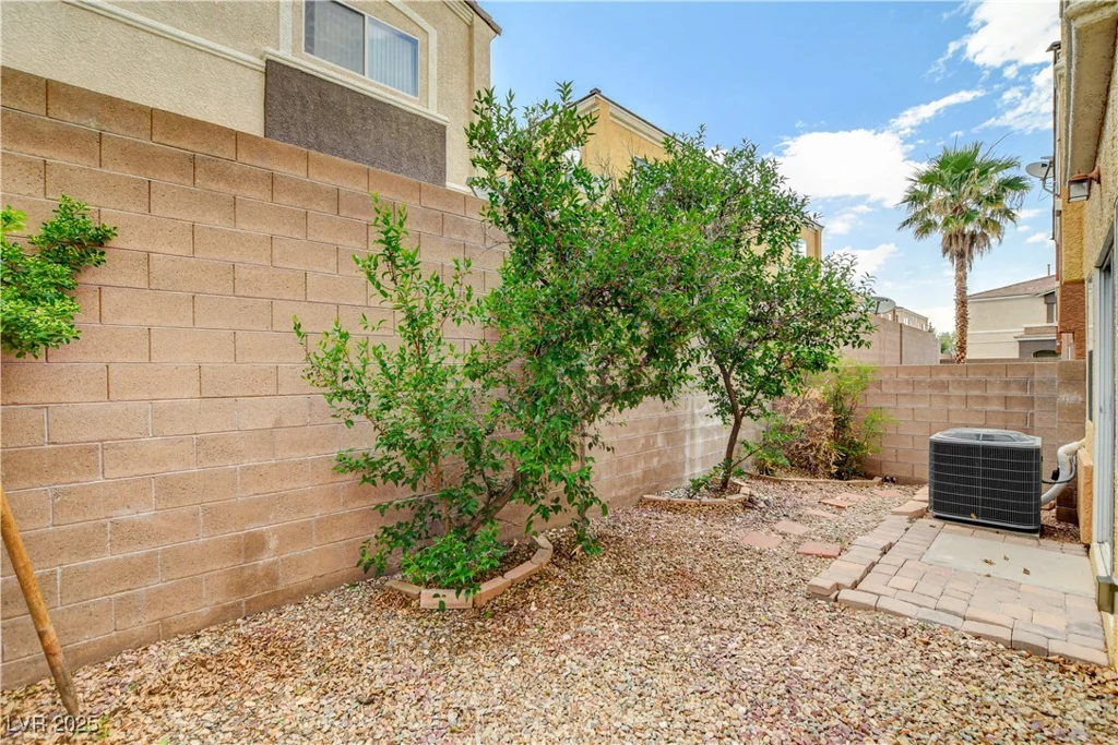 9303 Gilcrease, Las Vegas, NV 89149
