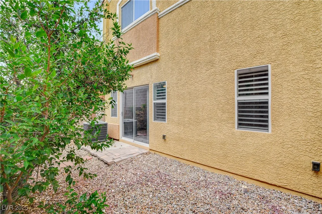 9303 Gilcrease, Las Vegas, NV 89149