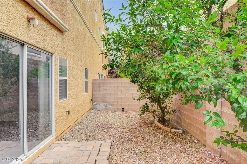 9303 Gilcrease, Las Vegas, NV 89149