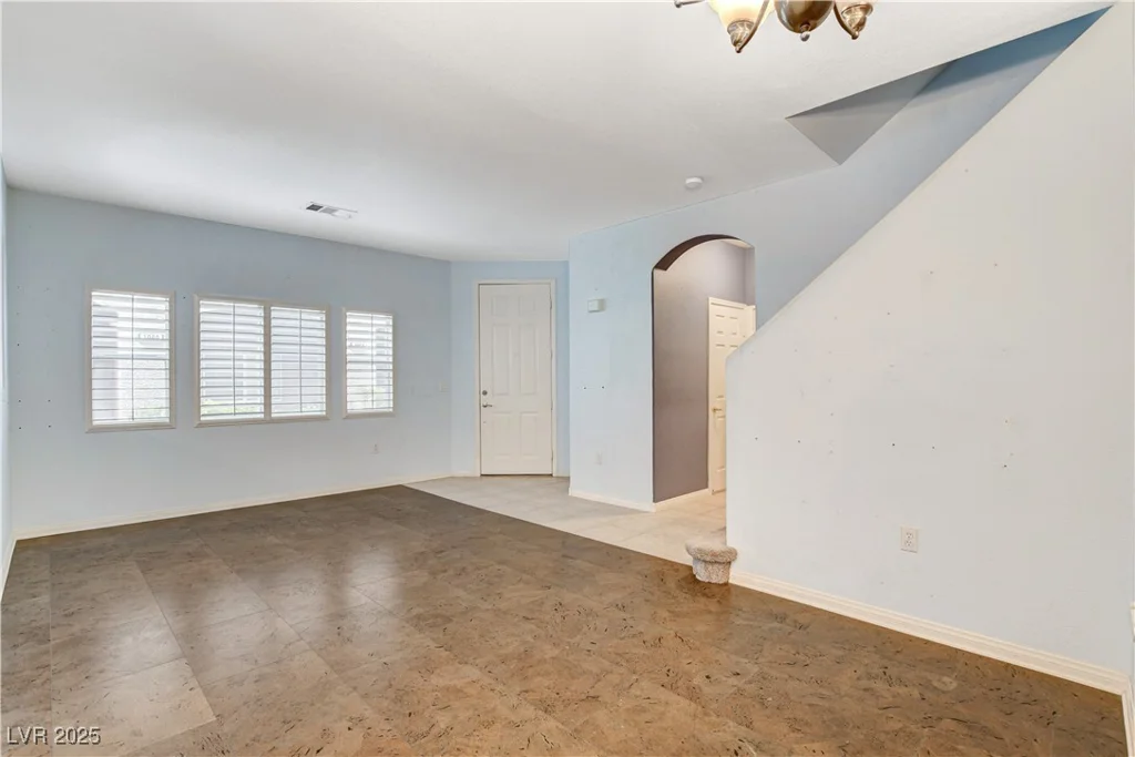 9303 Gilcrease, Las Vegas, NV 89149