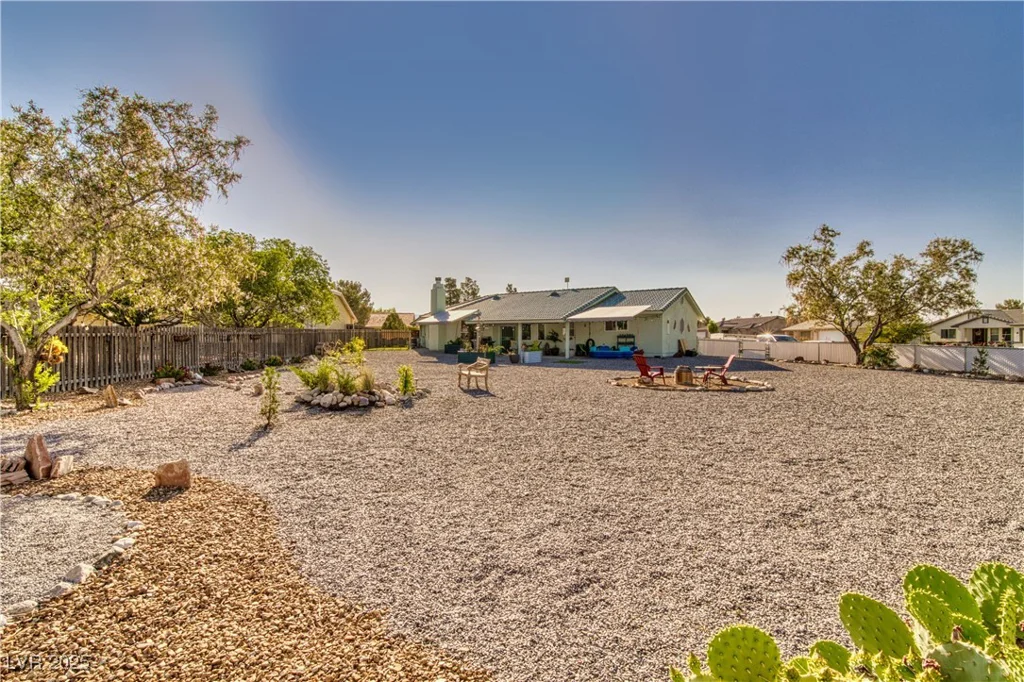 6490 Wagon Wheel, Pahrump, NV 89061